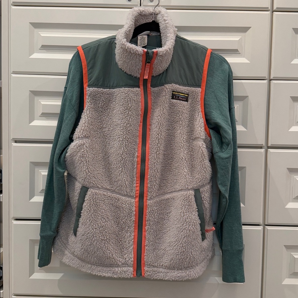 L.L. Bean Green and Gray Fleece Pullover